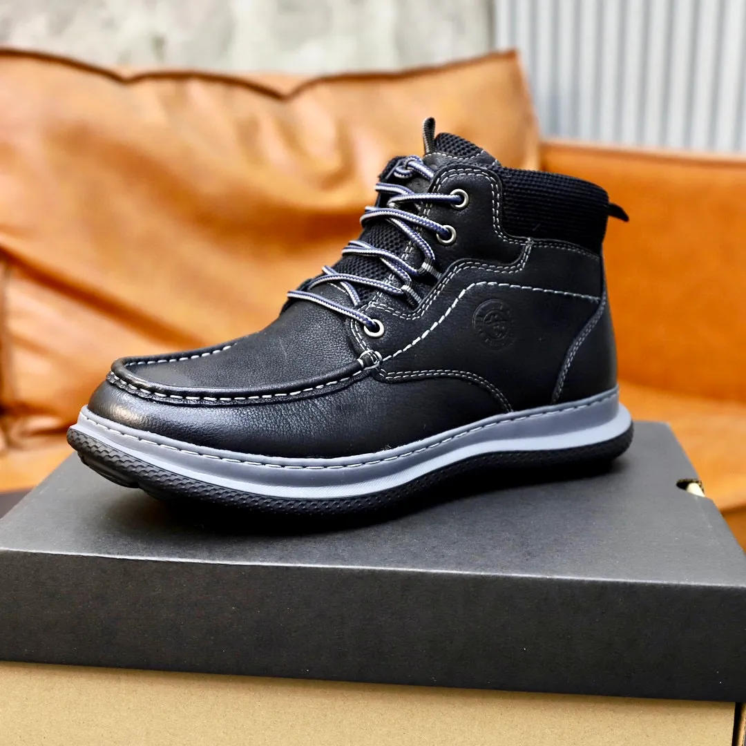 Ex-factory price: 640 thick wool imported from Australia Brand: UGG genuine purchasing agent Size: 39-44 Grade: Official website 1:1 Material: First layer of genuine leather waterproof and antifreeze upper Real wool lining Original non-slip and wear-resistant lightweight and soft outsole Style category: Men's casual shoes Trendy style Comfortable on the feet Color: Real picture color